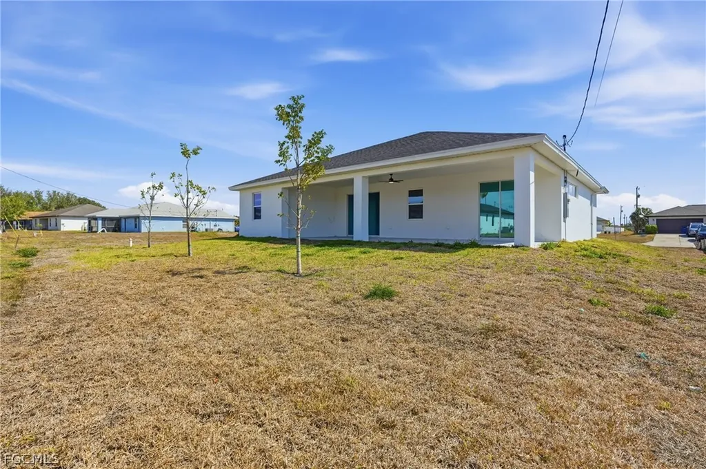 3020 NW 6th Avenue Cape Coral FL 33993
