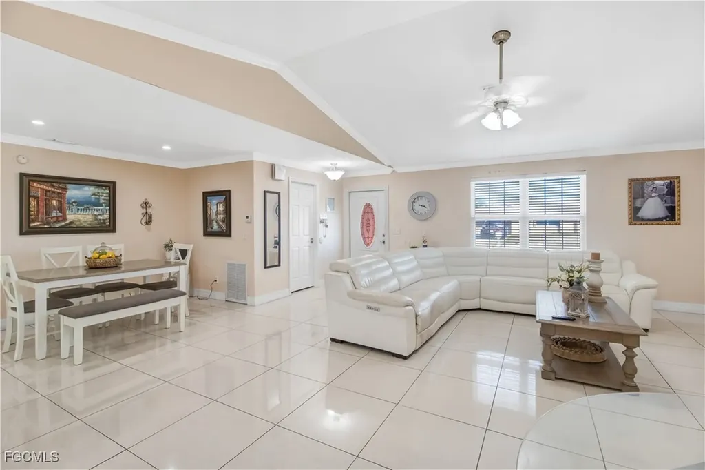 15 Maryland Road Lehigh Acres FL 33936