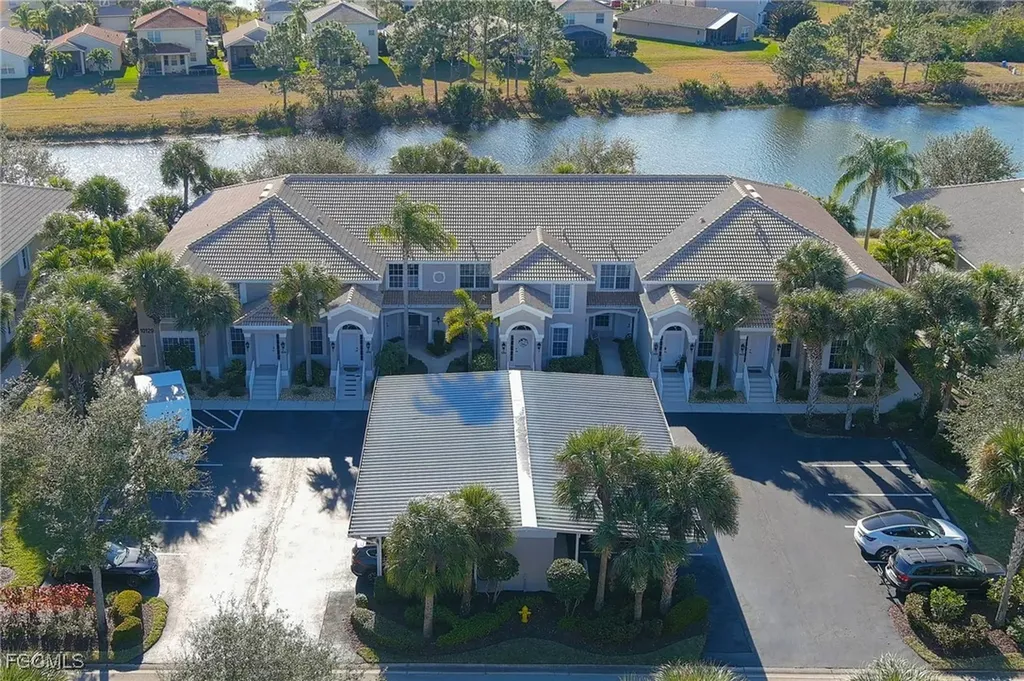 10129 Colonial Country Club Boulevard Fort Myers FL 33913
