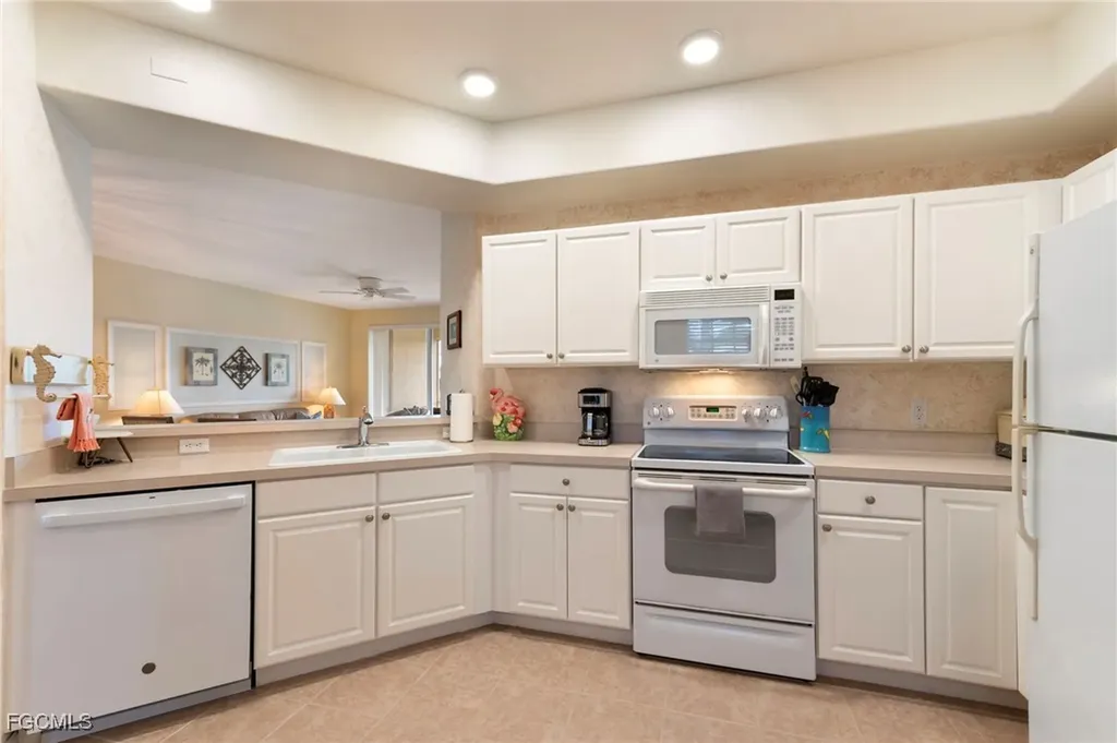 10129 Colonial Country Club Boulevard Fort Myers FL 33913