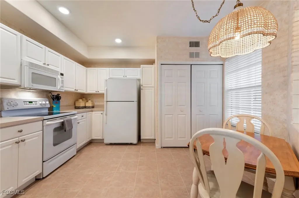 10129 Colonial Country Club Boulevard Fort Myers FL 33913