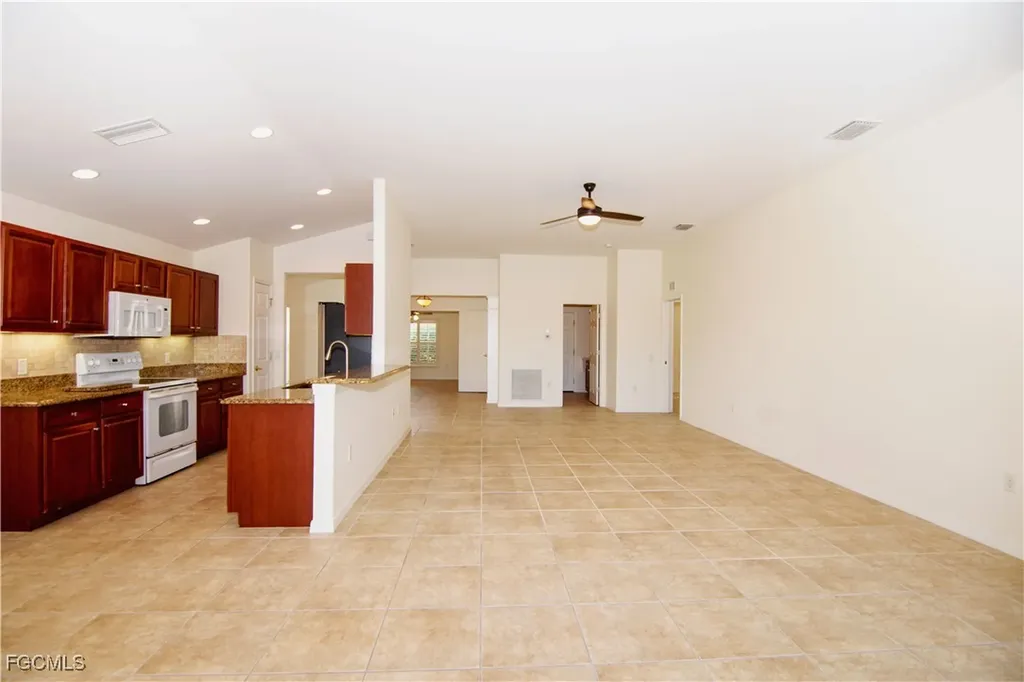 10023 Horse Creek Road Fort Myers FL 33913