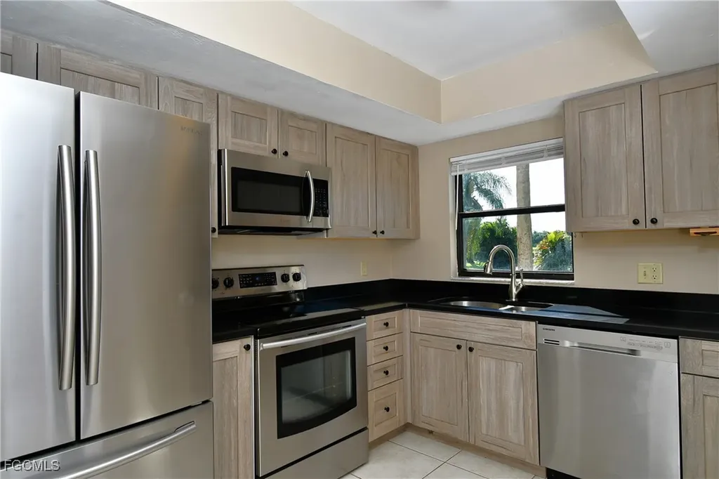 13264 White Marsh Lane Fort Myers FL 33912