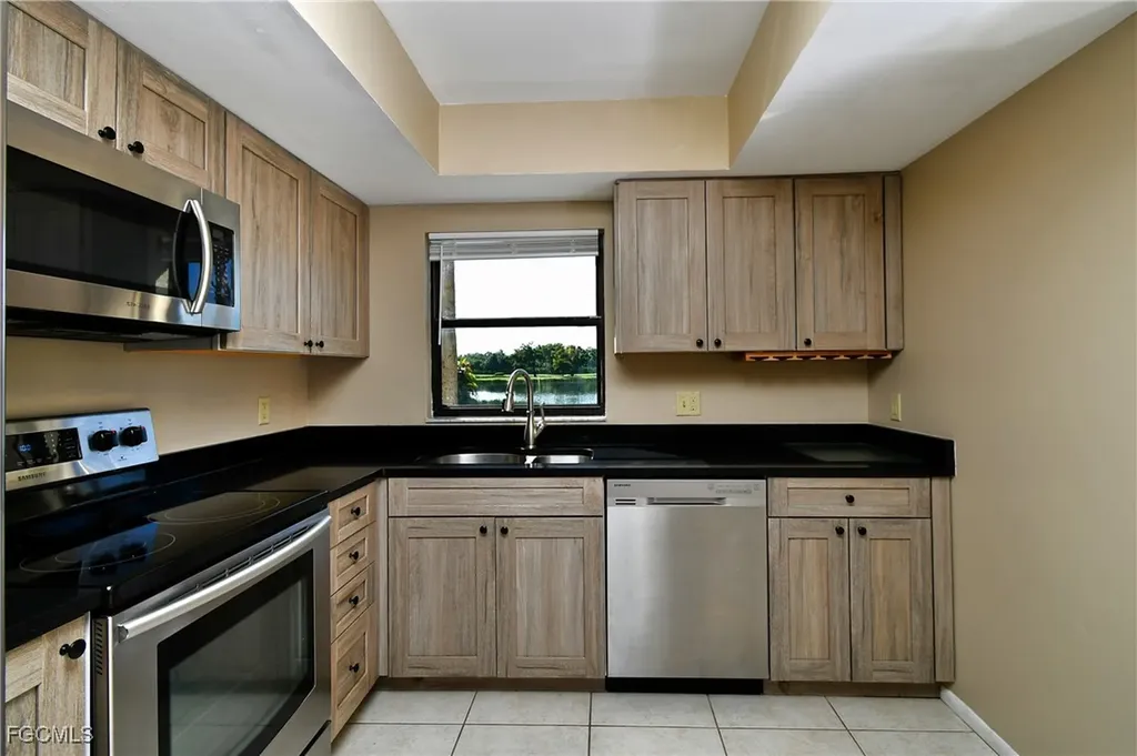 13264 White Marsh Lane Fort Myers FL 33912
