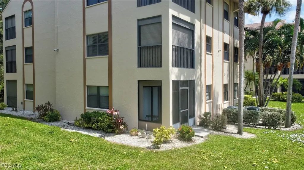 13264 White Marsh Lane Fort Myers FL 33912