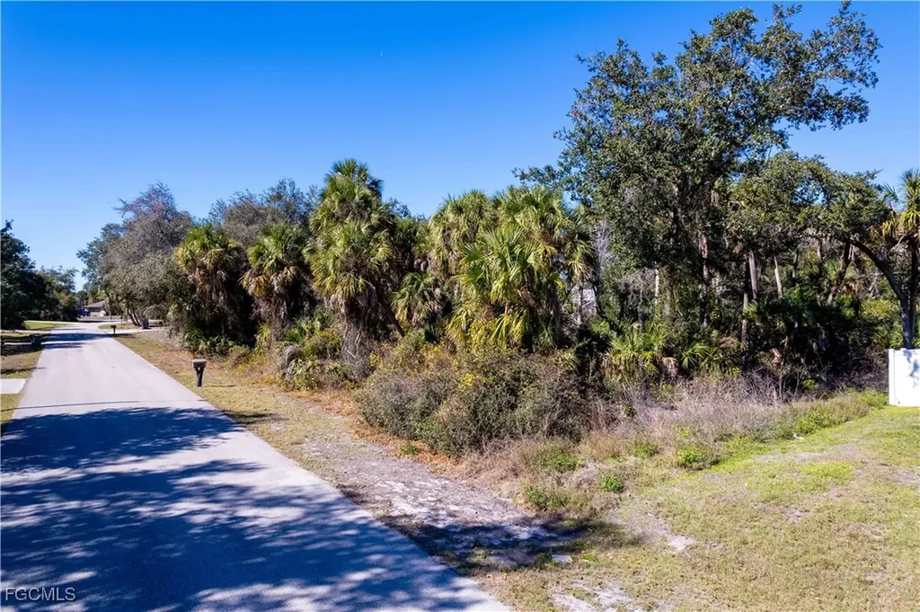 16250 Banyan Avenue Port Charlotte FL 33954