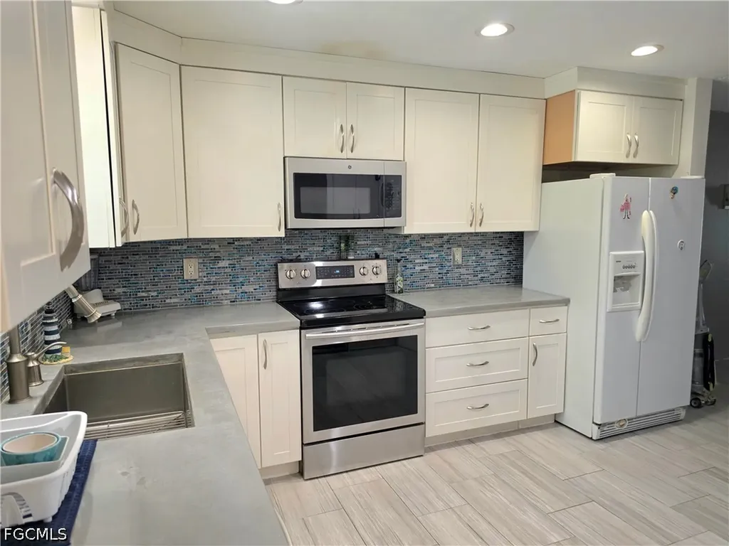 6777 Winkler Road Fort Myers FL 33919
