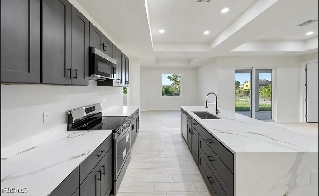 2719 42nd Street W Lehigh Acres FL 33971