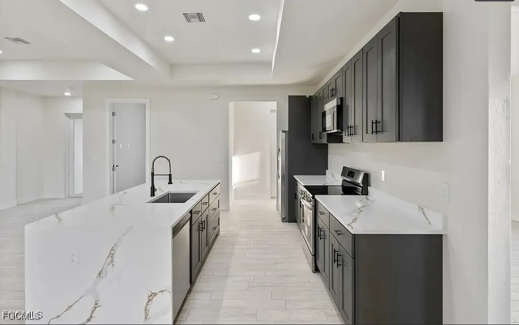 2719 42nd Street W Lehigh Acres FL 33971