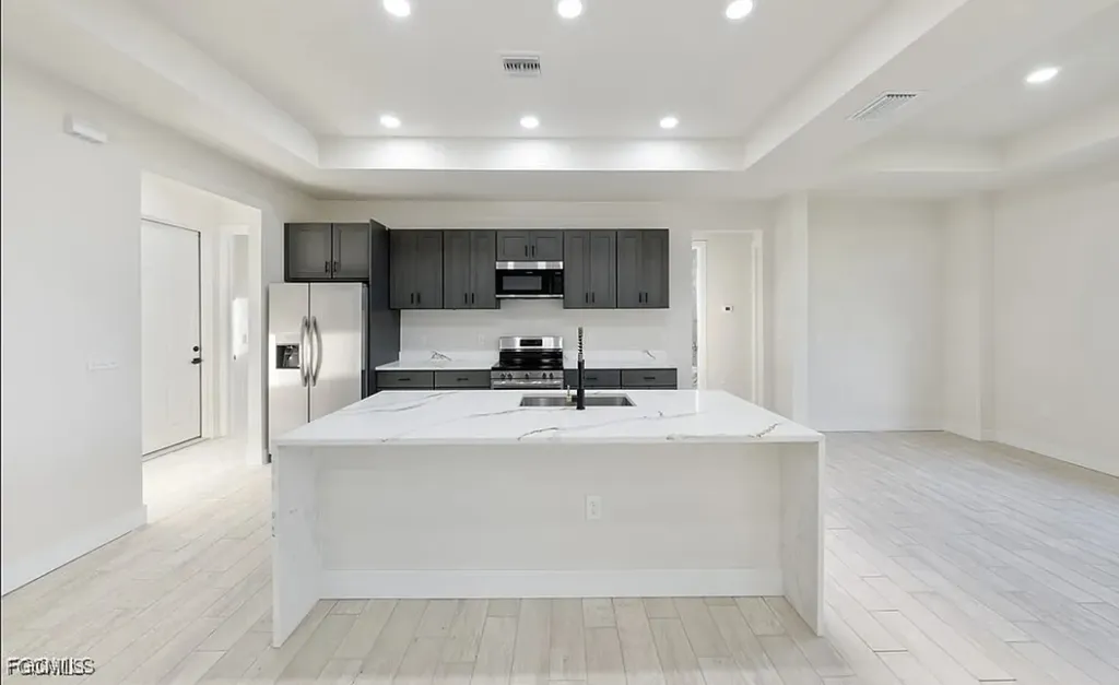 2719 42nd Street W Lehigh Acres FL 33971
