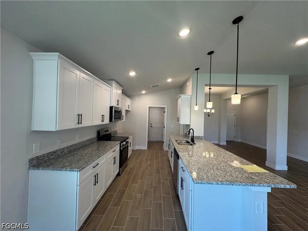 3613 NW 38th Terrace Cape Coral FL 33993