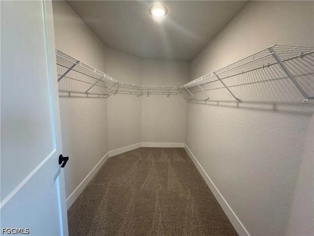 3613 NW 38th Terrace Cape Coral FL 33993