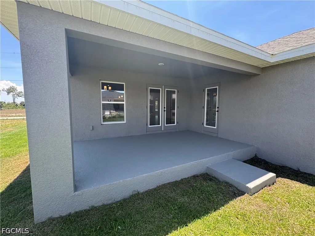 3613 NW 38th Terrace Cape Coral FL 33993