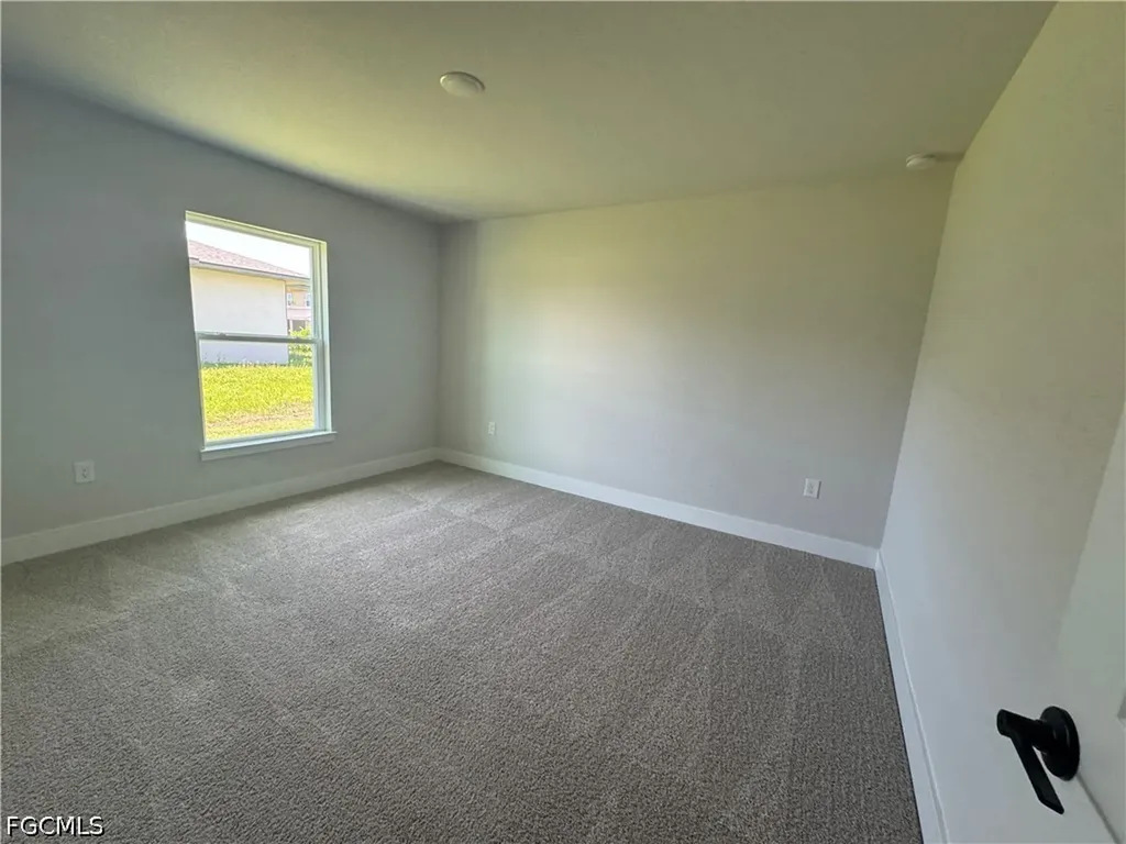 3613 NW 38th Terrace Cape Coral FL 33993