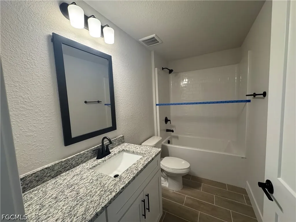 3613 NW 38th Terrace Cape Coral FL 33993