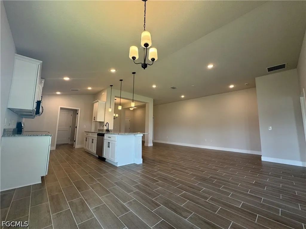 3613 NW 38th Terrace Cape Coral FL 33993