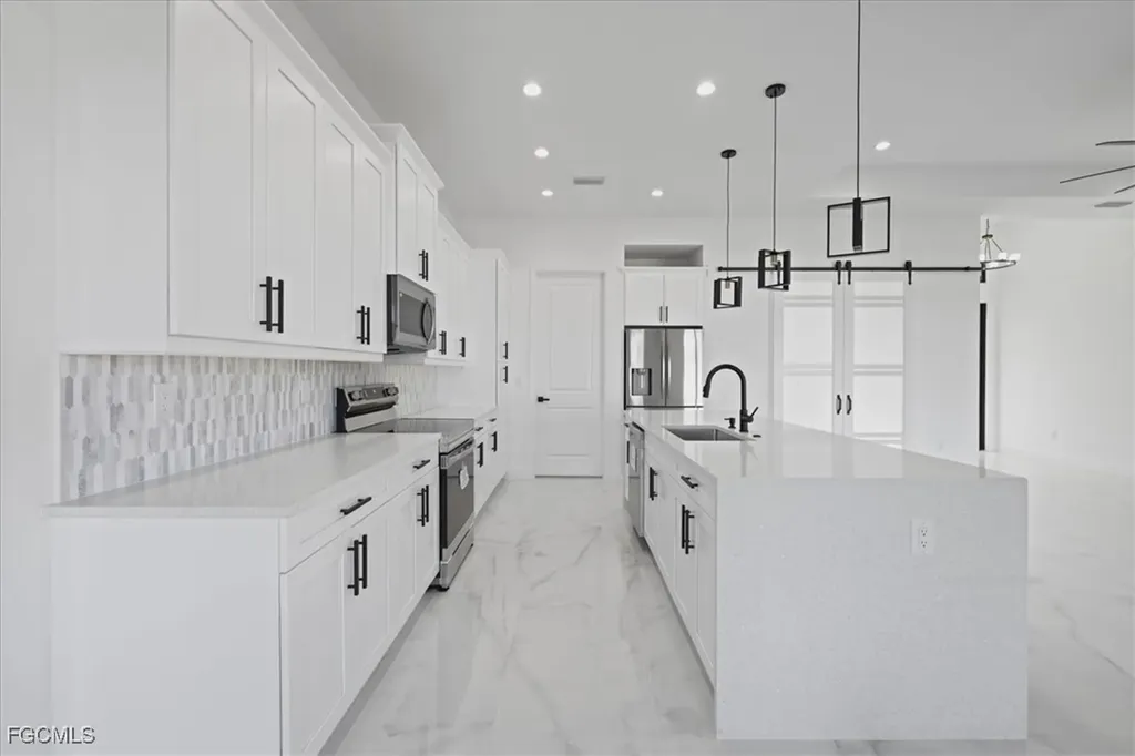 1501 NE 15th Terrace Cape Coral FL 33909