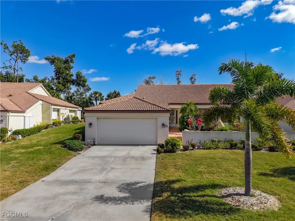 6072 Forest Villas Circle Fort Myers FL 33908