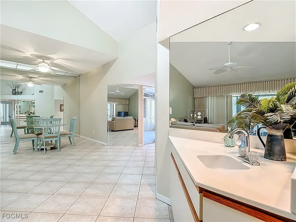 6072 Forest Villas Circle Fort Myers FL 33908