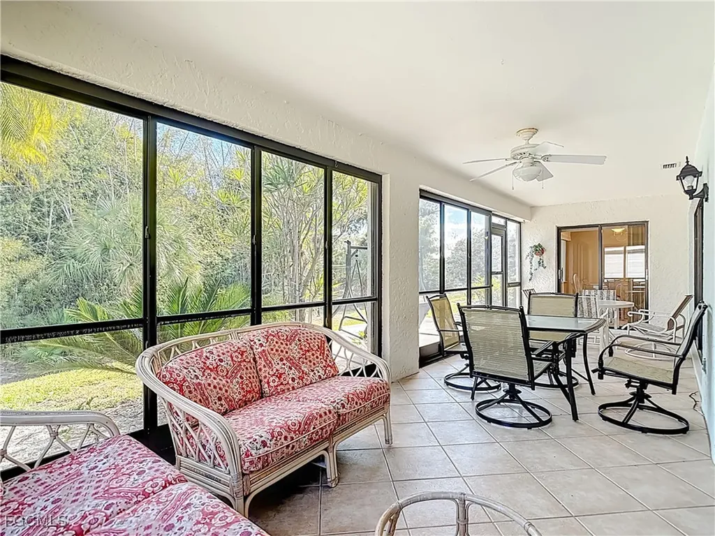 6072 Forest Villas Circle Fort Myers FL 33908