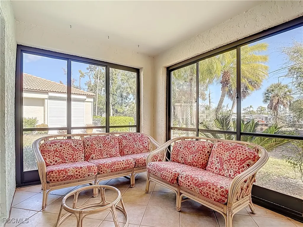 6072 Forest Villas Circle Fort Myers FL 33908