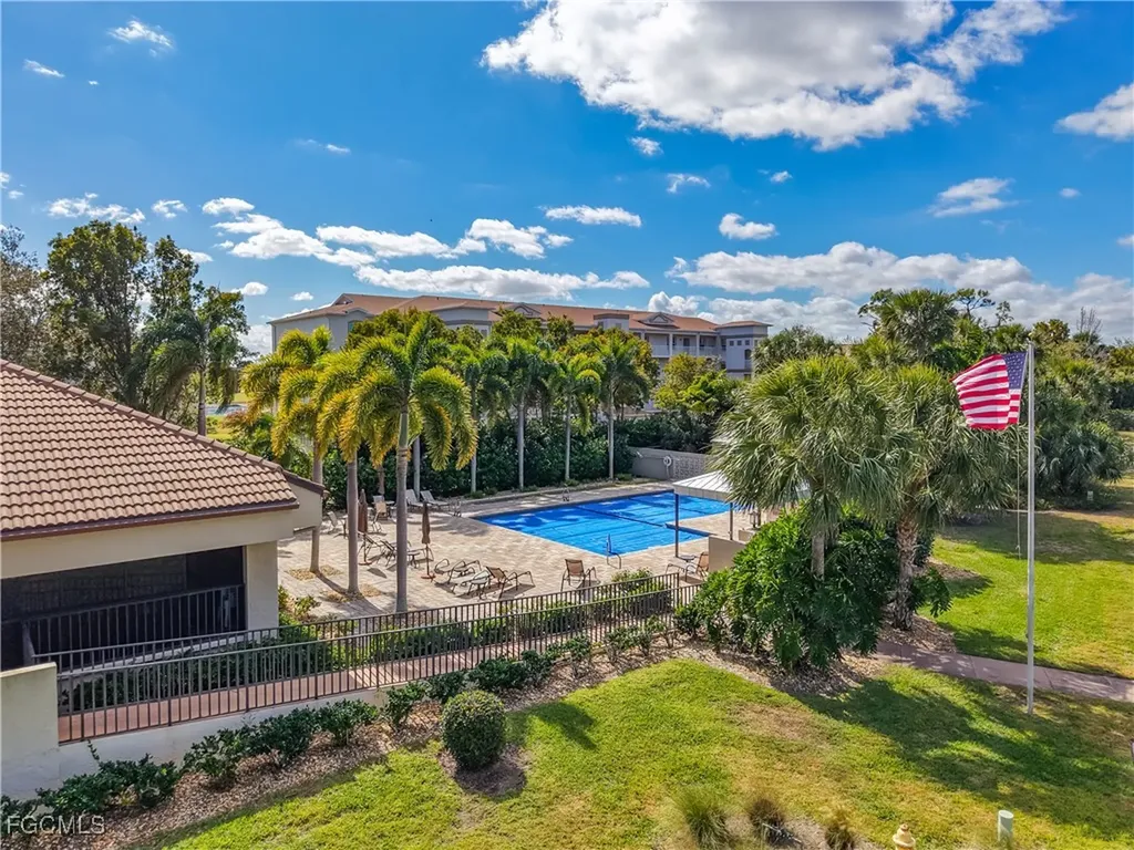 6072 Forest Villas Circle Fort Myers FL 33908