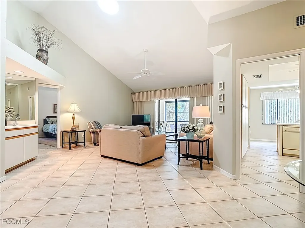 6072 Forest Villas Circle Fort Myers FL 33908