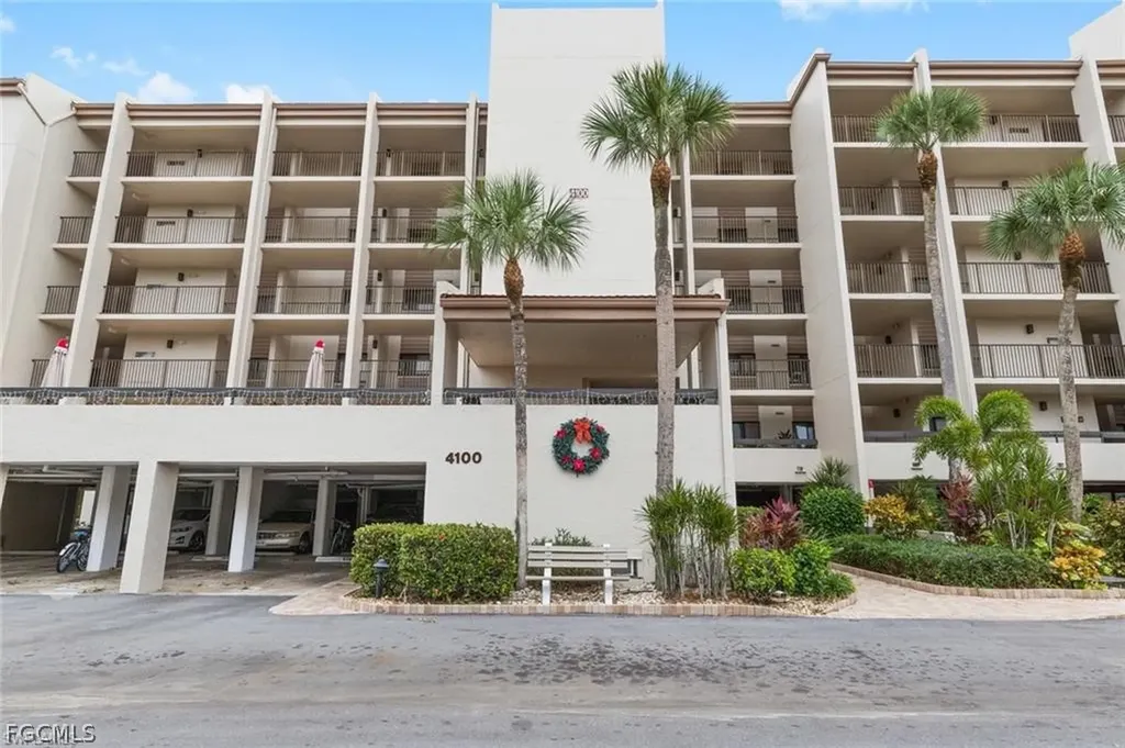 4100 Steamboat Bend E Fort Myers FL 33919