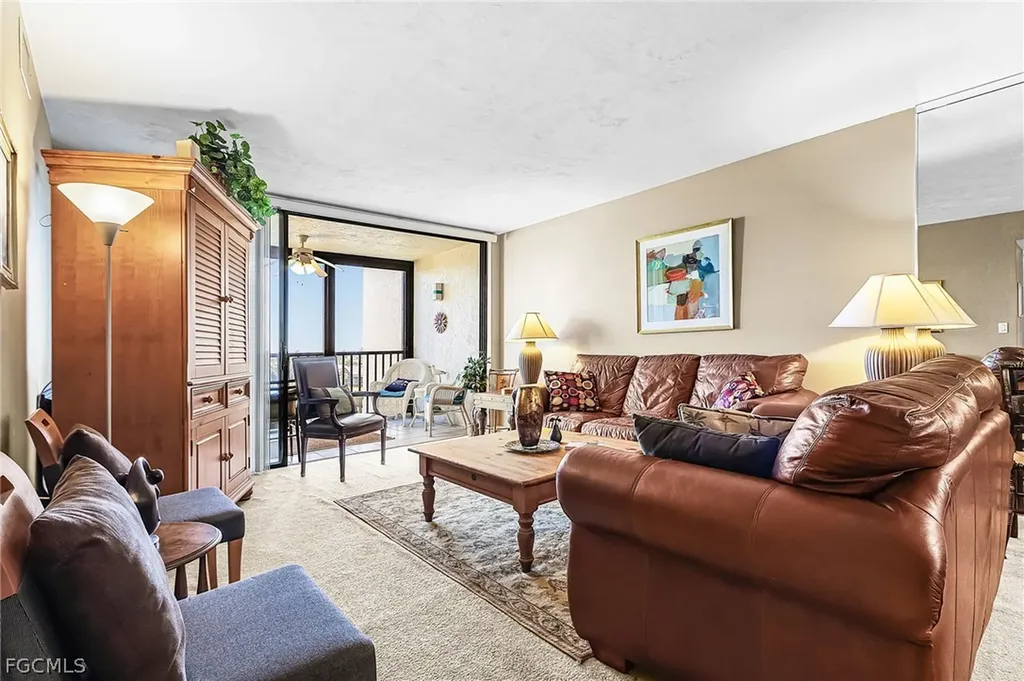 4100 Steamboat Bend E Fort Myers FL 33919