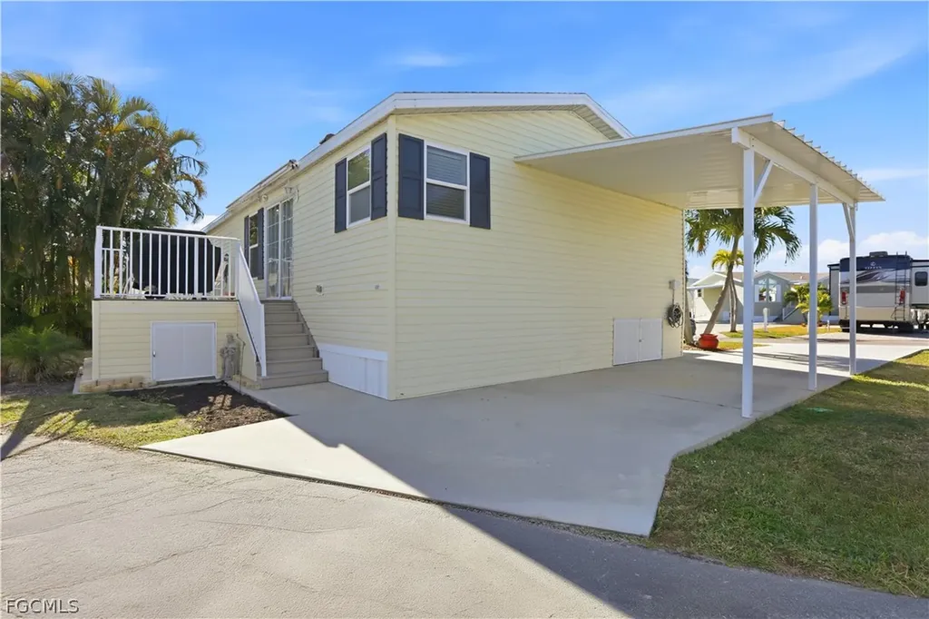 158 Nanaimo Trail Fort Myers Beach FL 33931