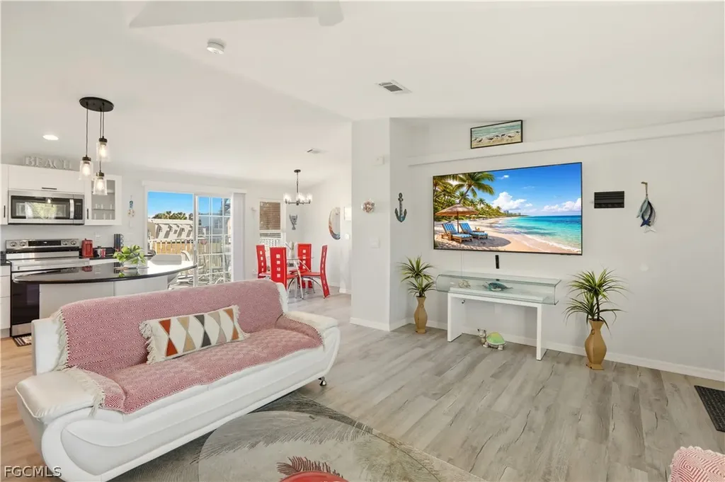 158 Nanaimo Trail Fort Myers Beach FL 33931