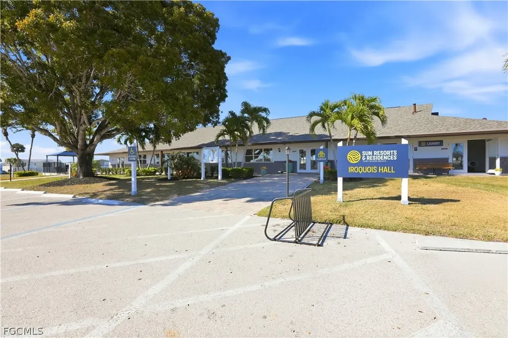 158 Nanaimo Trail Fort Myers Beach FL 33931