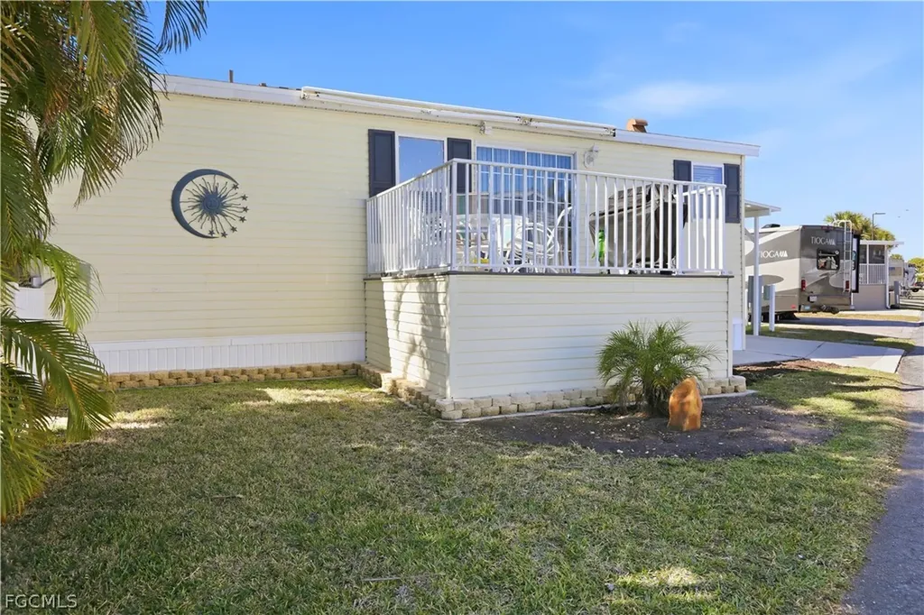 158 Nanaimo Trail Fort Myers Beach FL 33931