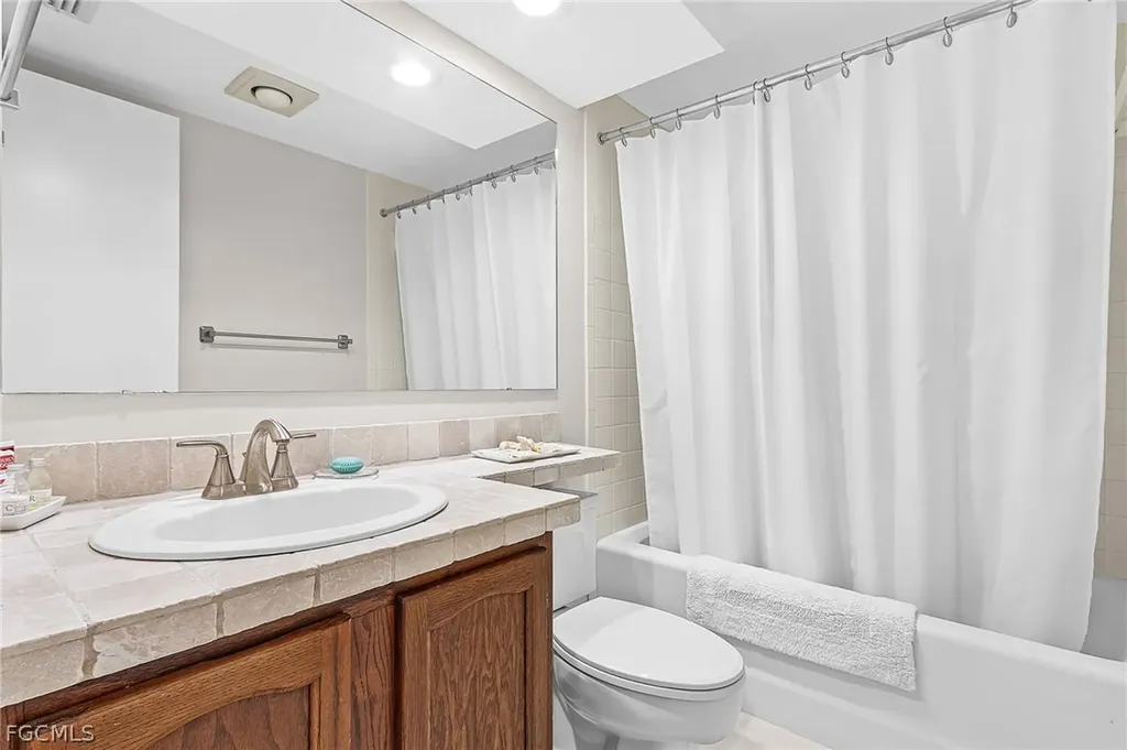 4100 Steamboat Bend E Fort Myers FL 33919