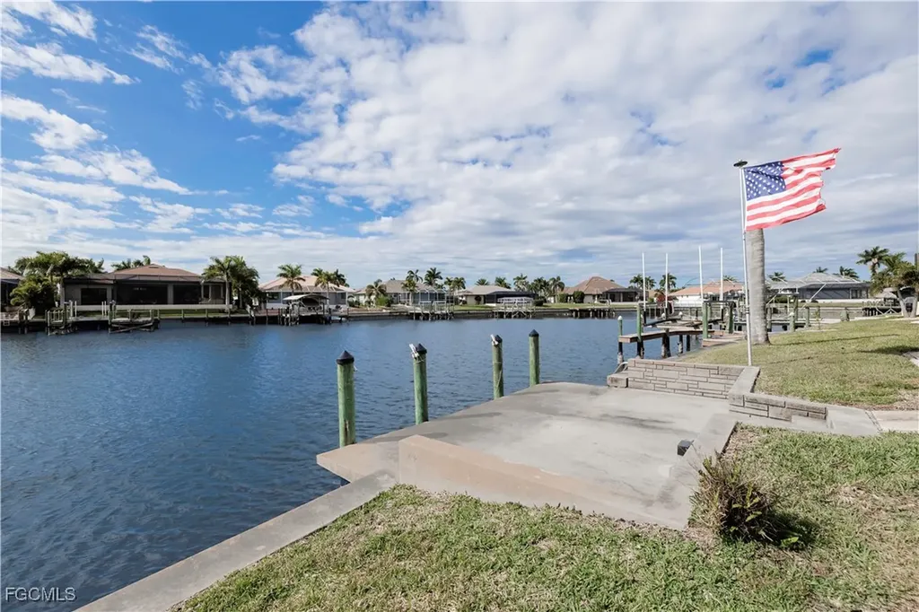 3022 SW 28th Avenue Cape Coral FL 33914