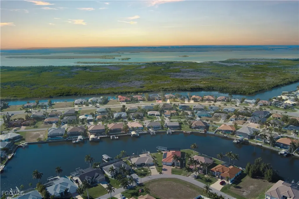 3022 SW 28th Avenue Cape Coral FL 33914