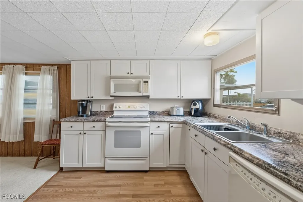 9292 Duke Road Bonita Springs FL 34135