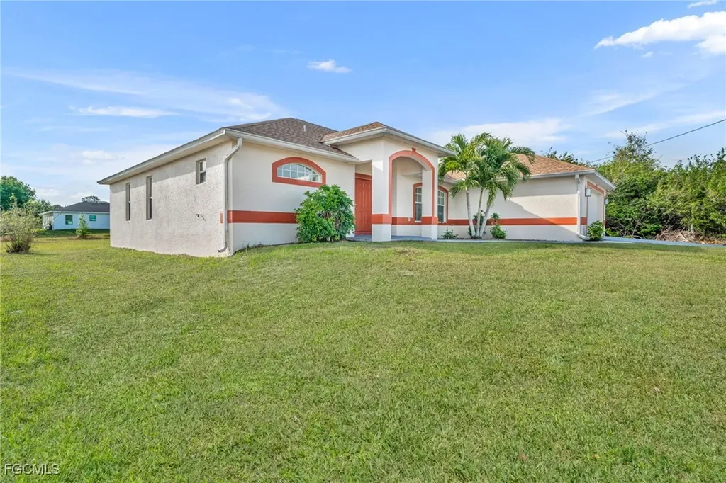 1402 Fred Avenue S Lehigh Acres FL 33976