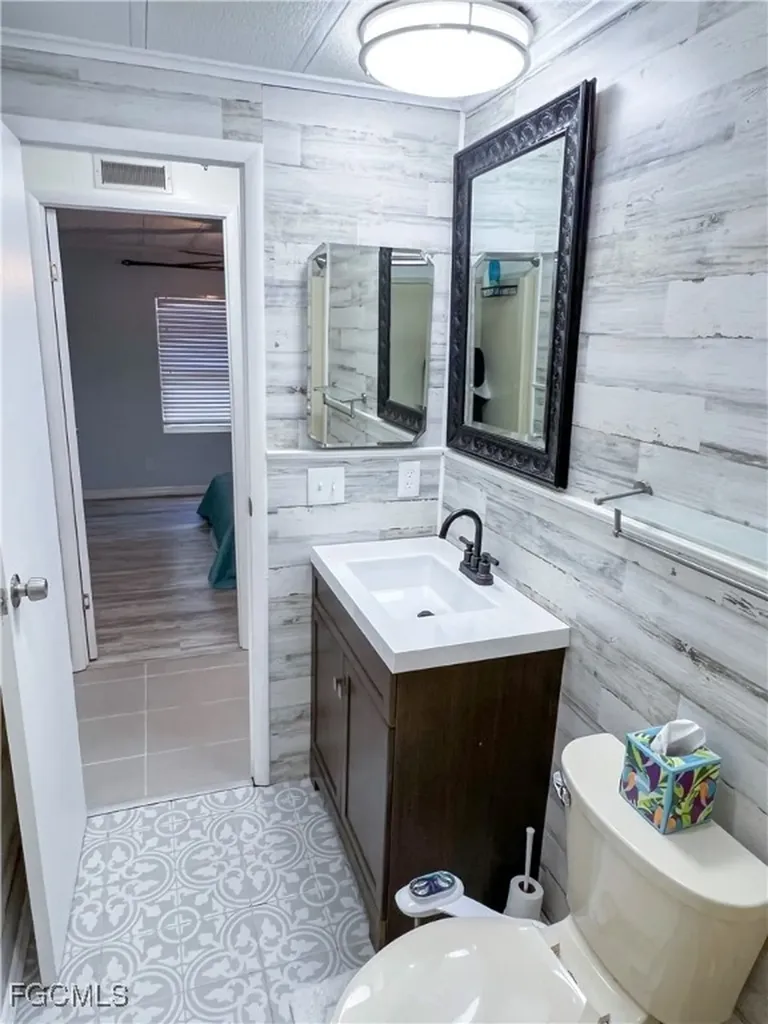 17801 Bryan Court Fort Myers Beach FL 33931