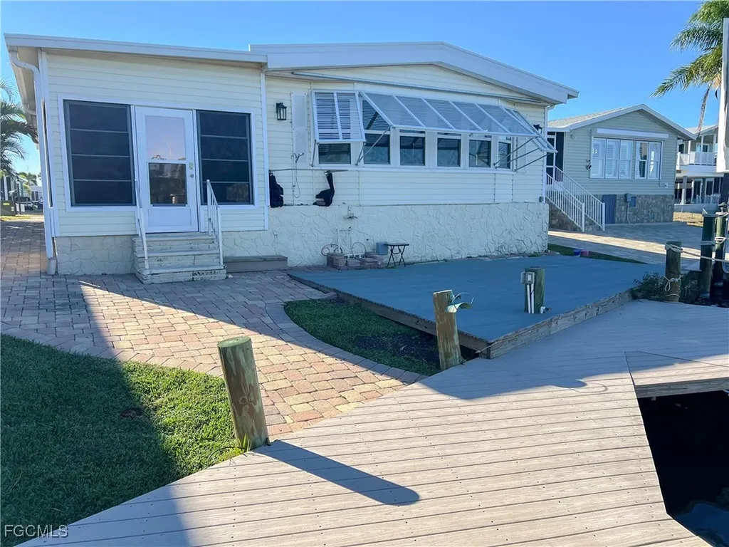 17801 Bryan Court Fort Myers Beach FL 33931