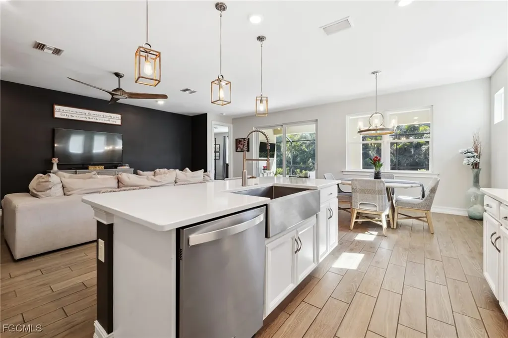 15361 Floresta Lane Fort Myers FL 33908