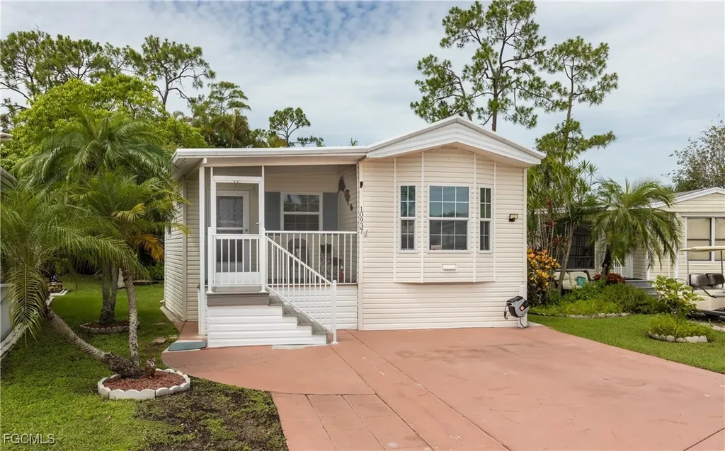 10937 Ground Dove Circle Estero FL 33928
