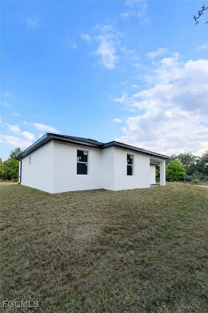 3901 E 19th Street Lehigh Acres FL 33972