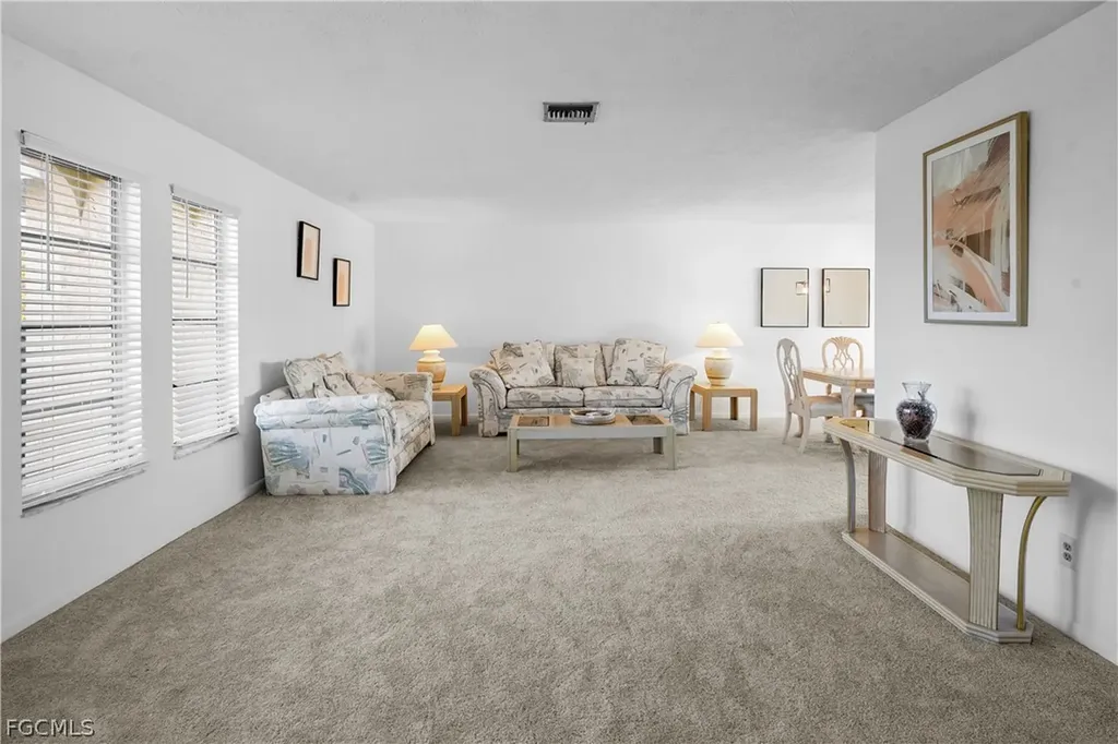 818 Monticello Court Cape Coral FL 33904
