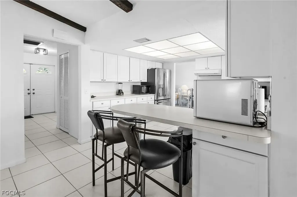 818 Monticello Court Cape Coral FL 33904
