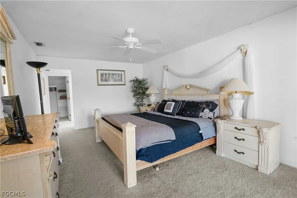 818 Monticello Court Cape Coral FL 33904