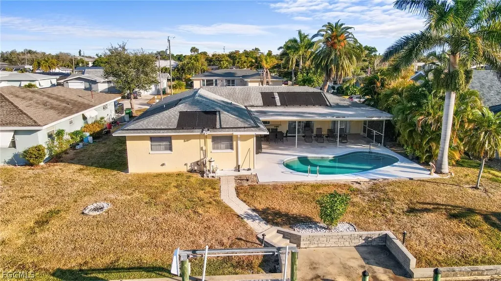818 Monticello Court Cape Coral FL 33904