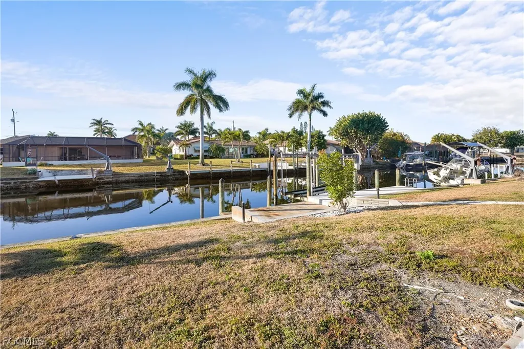 818 Monticello Court Cape Coral FL 33904