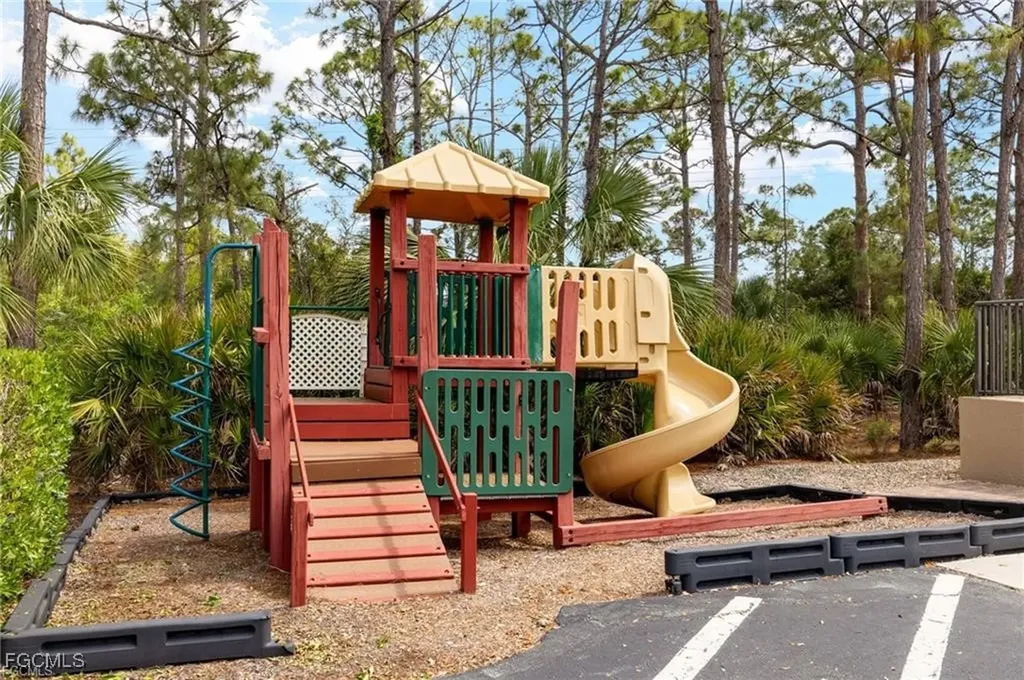 5614 Whispering Willow Way Fort Myers FL 33908