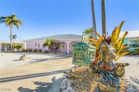 3693 Ruby Avenue ST. James City FL 33956